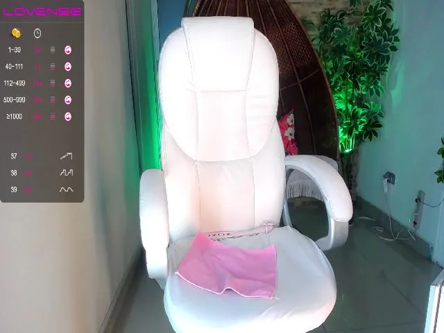 Live sex webcam photo for AiriKim #254389291