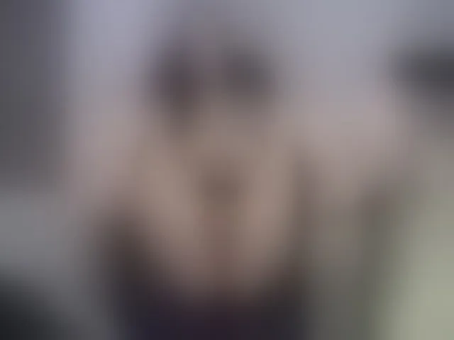 Live sex webcam photo for Azucenaxxxgp #255333101