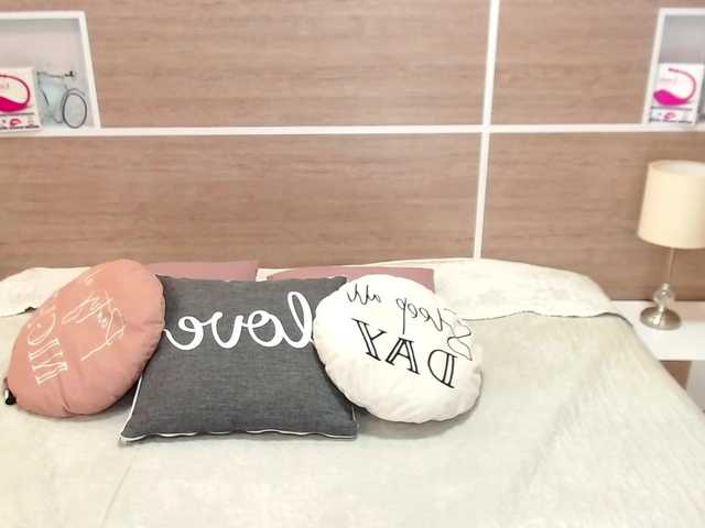 Live sex webcam photo for SteffanyRedx #243976722