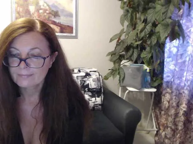 Live sex webcam photo for HelenBerg #259430738