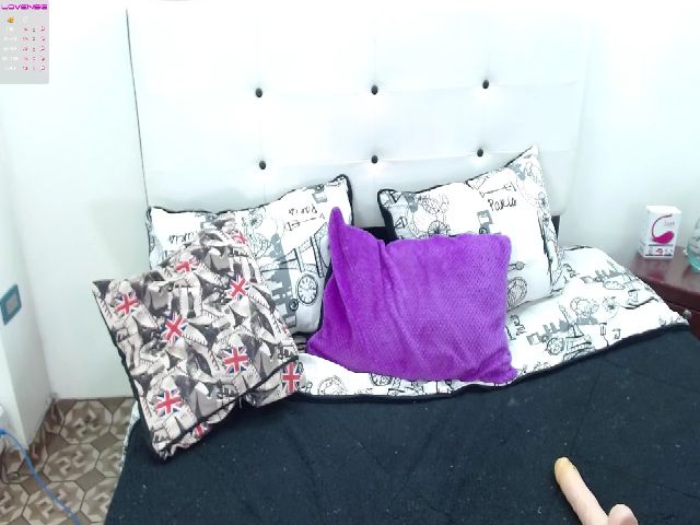 Live sex webcam photo for Arabelajoys #257222068