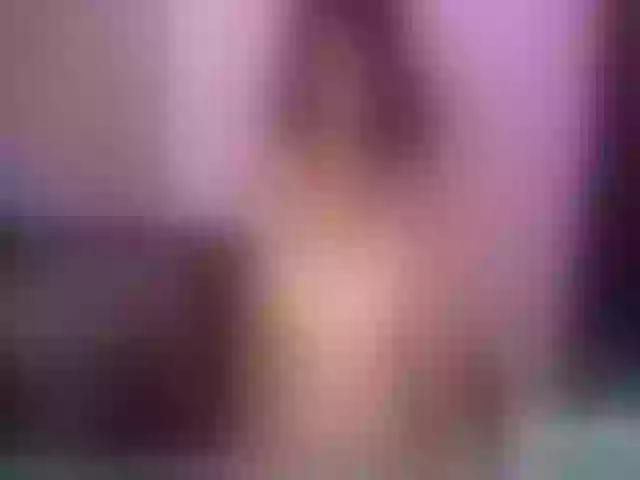 Live sex webcam photo for MaiiAngel #254362954