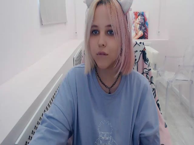 Live sex webcam photo for Helokit #257456865