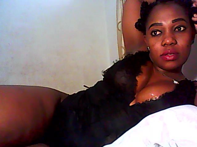 Live sex webcam photo for AfriPrincess #254477503
