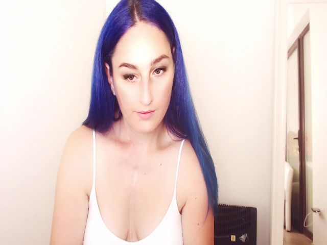 Live sex webcam photo for wetkittycum #253889687