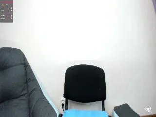 Live sex webcam photo for SarahSmiths #252103094