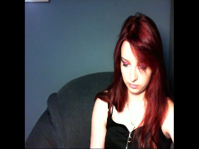 Live sex webcam photo for VirginLuna18 #257081762