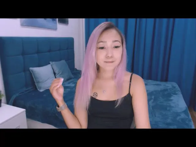 Live sex webcam photo for ArinaTigress #253413942