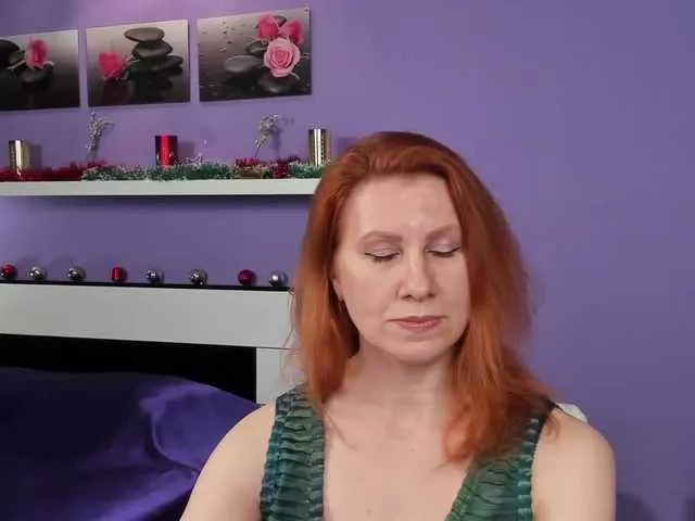 Live sex webcam photo for SofiaReginald #240950418