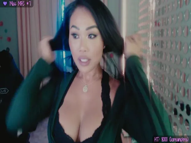 Live sex webcam photo for SinCityVEE #265346722