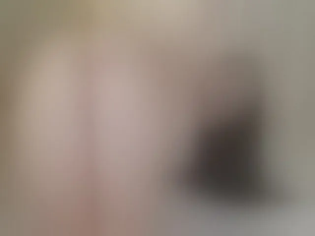 Live sex webcam photo for GirlPleasure #253145547
