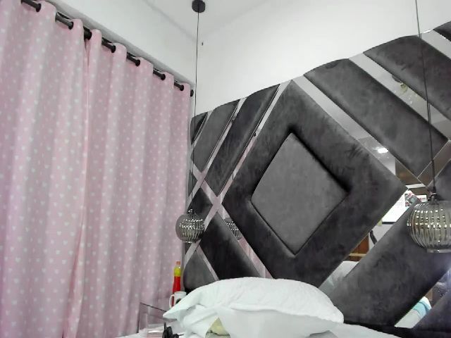 Live sex webcam photo for Violeta_aroca #287856244