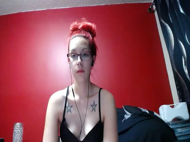 Live sex webcam photo for ZombieGirlX #254005474