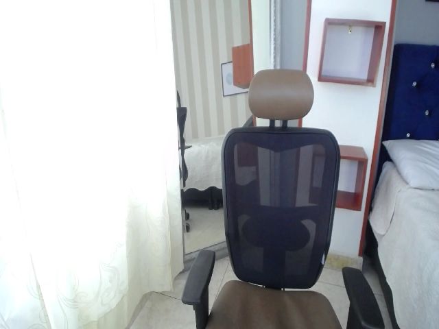 Live sex webcam photo for Fernanda_wop #261468396