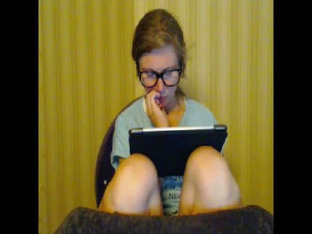 Live sex webcam photo for A_Girlie #258695367