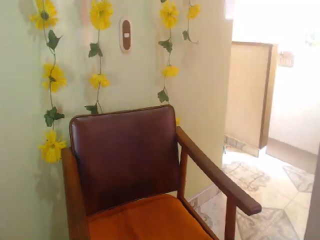 Live sex webcam photo for SHAYRA_ #263812350