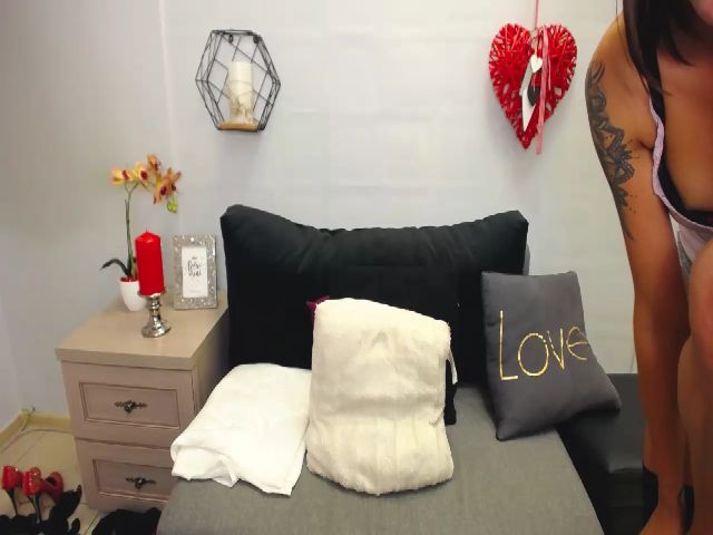 Live sex webcam photo for LaylaFantasy #254504316