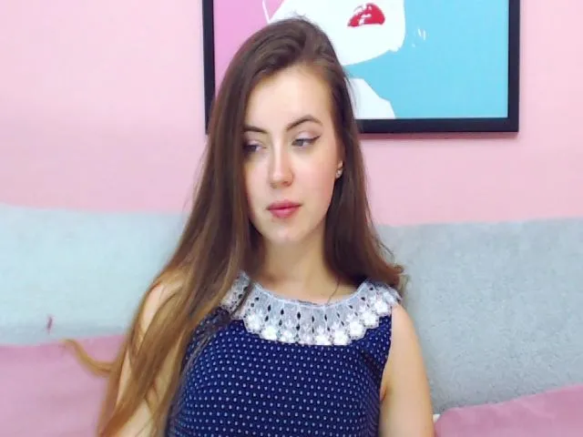 Live sex webcam photo for TaminaRey #252768593
