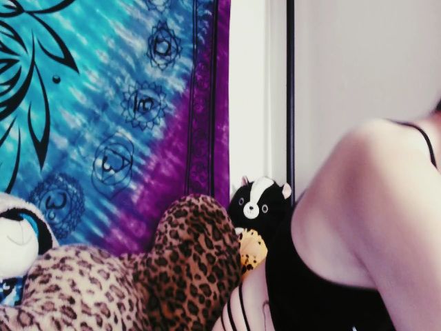 Live sex webcam photo for H3llok1tty #253705612