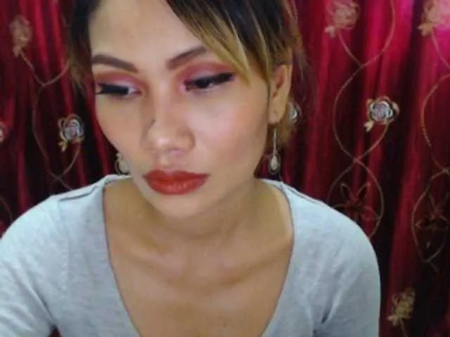 Live sex webcam photo for Zarenah #241296074