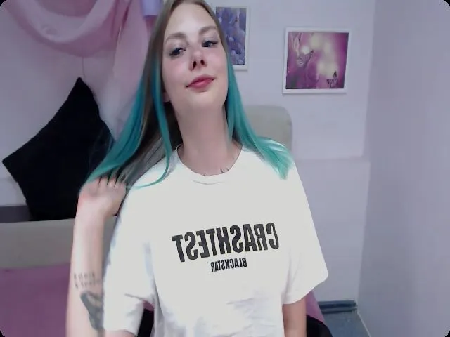 Live sex webcam photo for AprillSnow #256124455