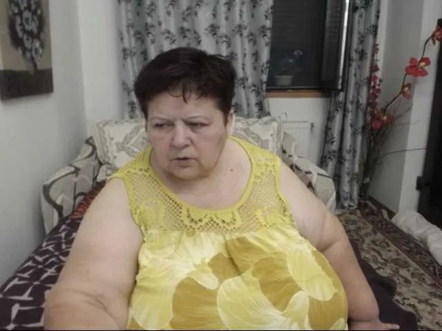 Live sex webcam photo for BBWLadyForYou #255133913