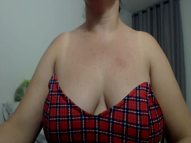 Live sex webcam photo for squirtx_hott #253281889