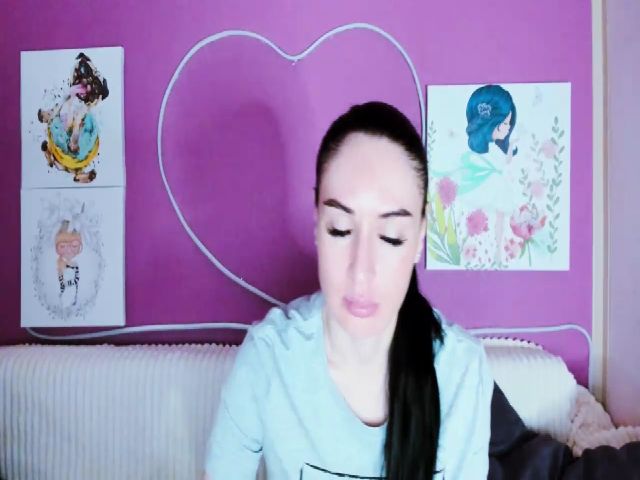 Live sex webcam photo for Lilly_Shine #257341228