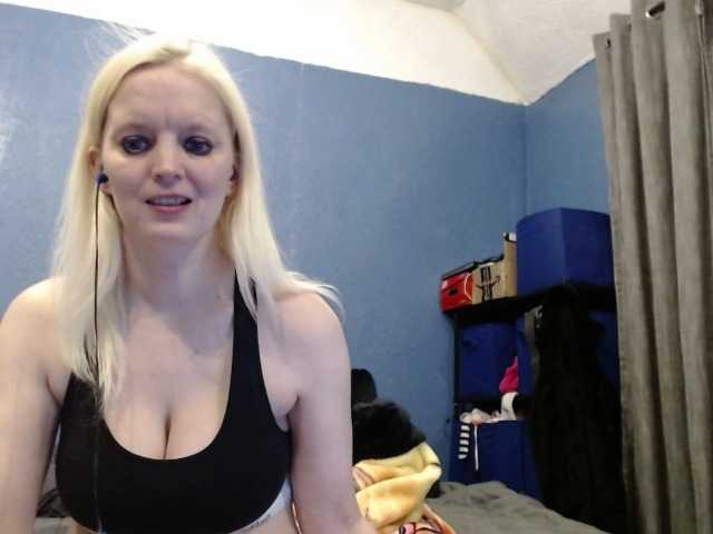 Live sex webcam photo for chillyhicks #241001227