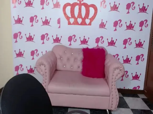 Live sex webcam photo for Naughtty_Doll #255651811