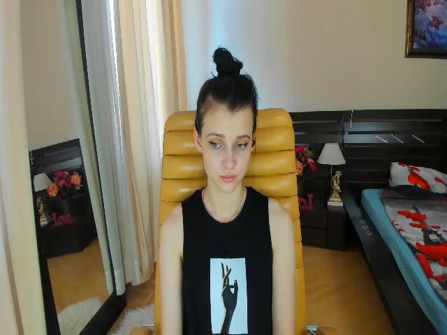 Live sex webcam photo for SoniNex #254063917