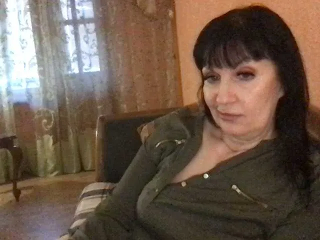 Live sex webcam photo for mmiissiiss1 #241339874