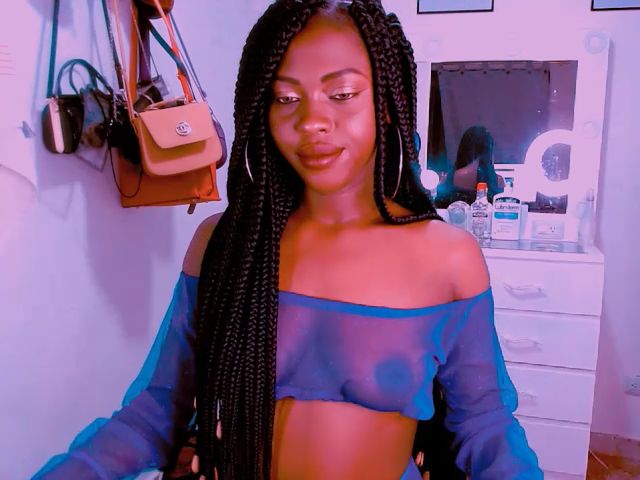 Live sex webcam photo for Sweetcarafu #264035154