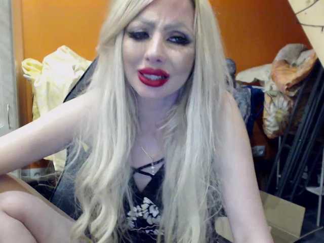 Live sex webcam photo for blondalina #243059621