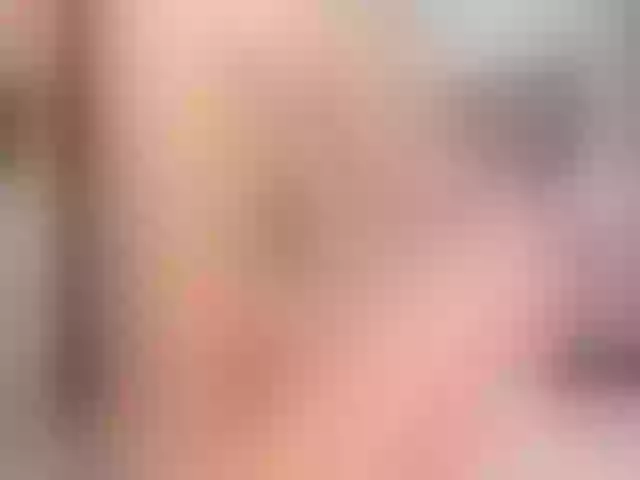 Live sex webcam photo for LuisaBaker #262624132