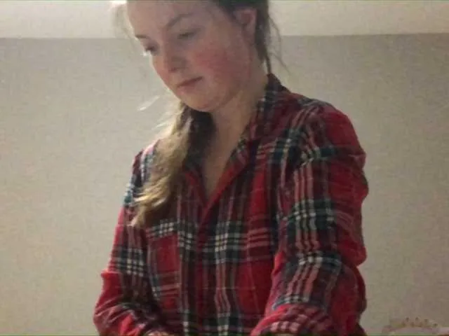 Live sex webcam photo for sweetlizzy #241114414