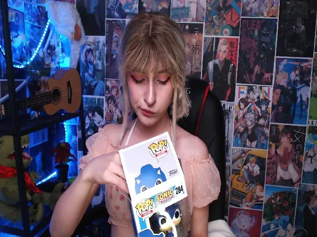 Live sex webcam photo for Manarose27 #261561953