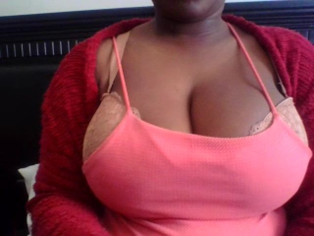 Live sex webcam photo for TheMajestibbb #260576558