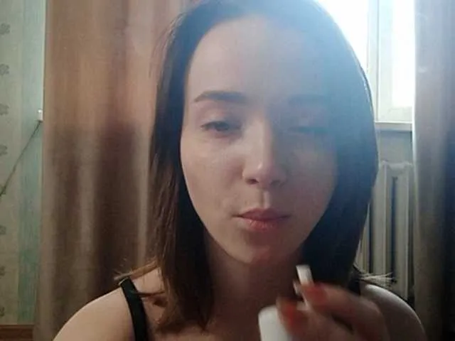 Live sex webcam photo for Ariel006 #241192510