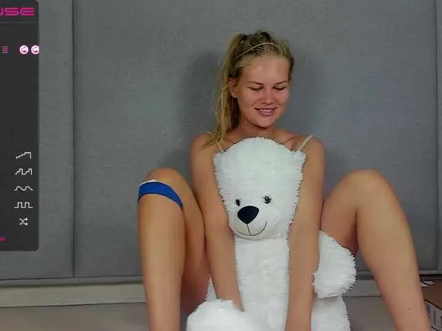 Live sex webcam photo for Pinkie-Pie #259118029