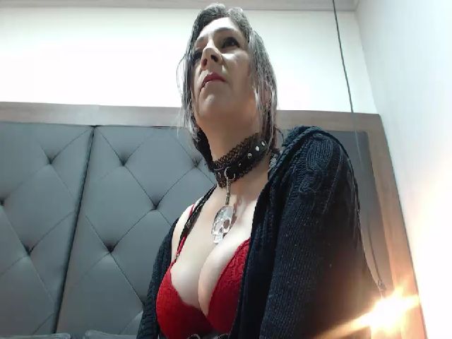 Live sex webcam photo for AnaSaenz #264520471