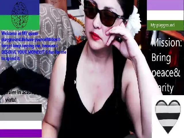 Live sex webcam photo for ImperatrizaS #255796749