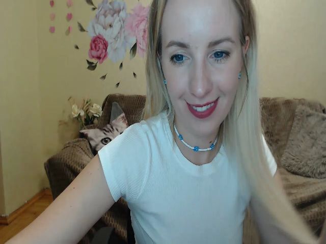 Live sex webcam photo for Amy_CuteBambi #262080426