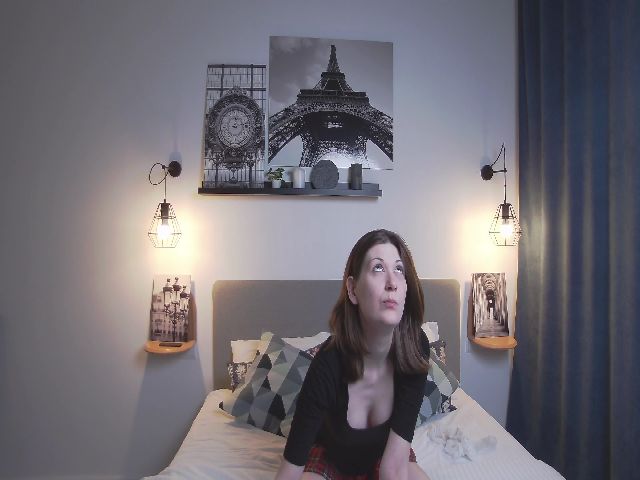 Live sex webcam photo for GretaMiln #262677464