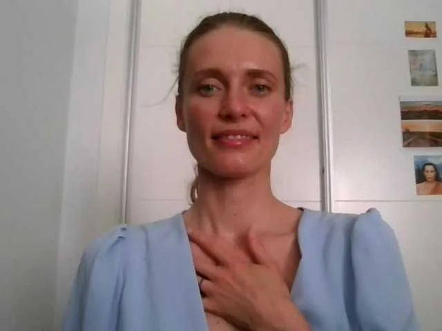 Live sex webcam photo for CelesteKissab #243401132