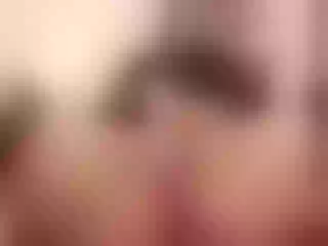 Live sex webcam photo for Joanne-Becket #248455546