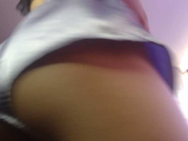 Live sex webcam photo for zoe-barnet #265508591