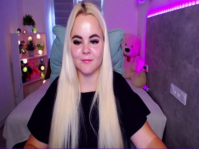 Live sex webcam photo for Jenni__fer #253626580