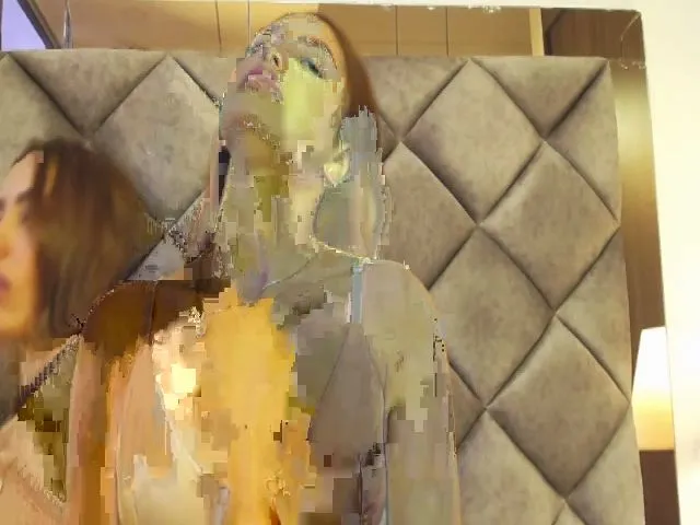 Live sex webcam photo for JullyAngel #262829639