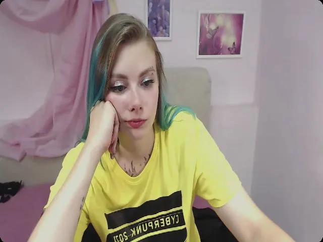 Live sex webcam photo for AprillSnow #253983606